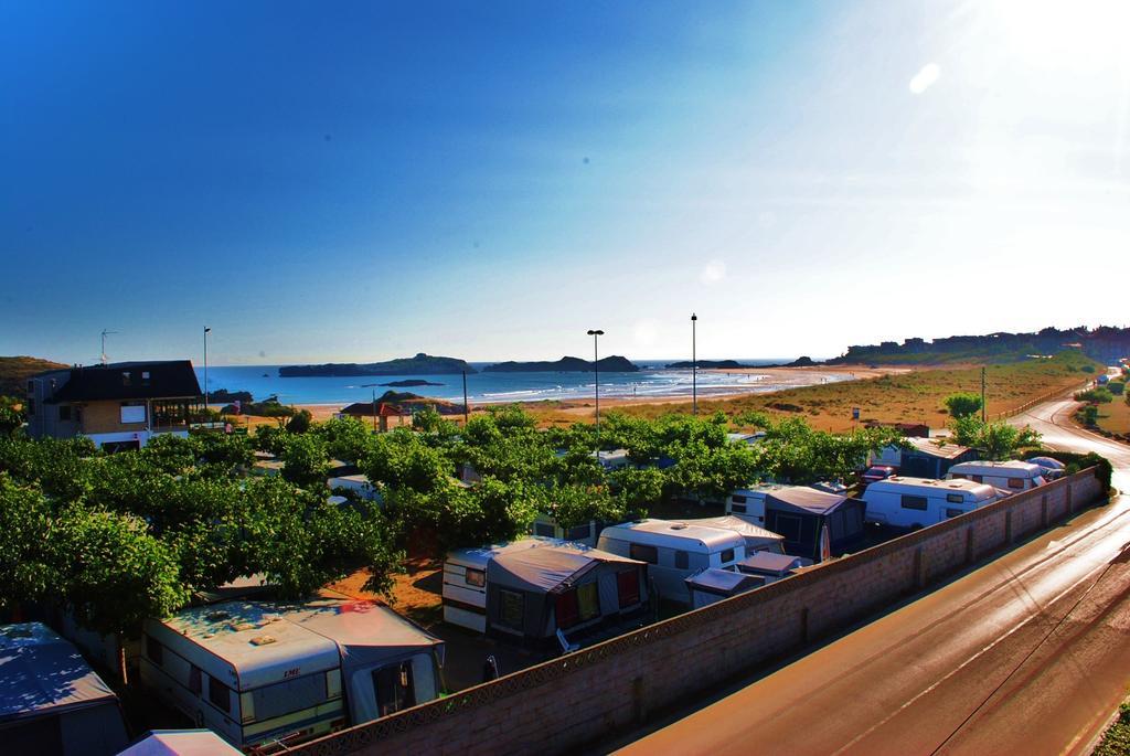 Apartamentos Suaces Noja Rum bild